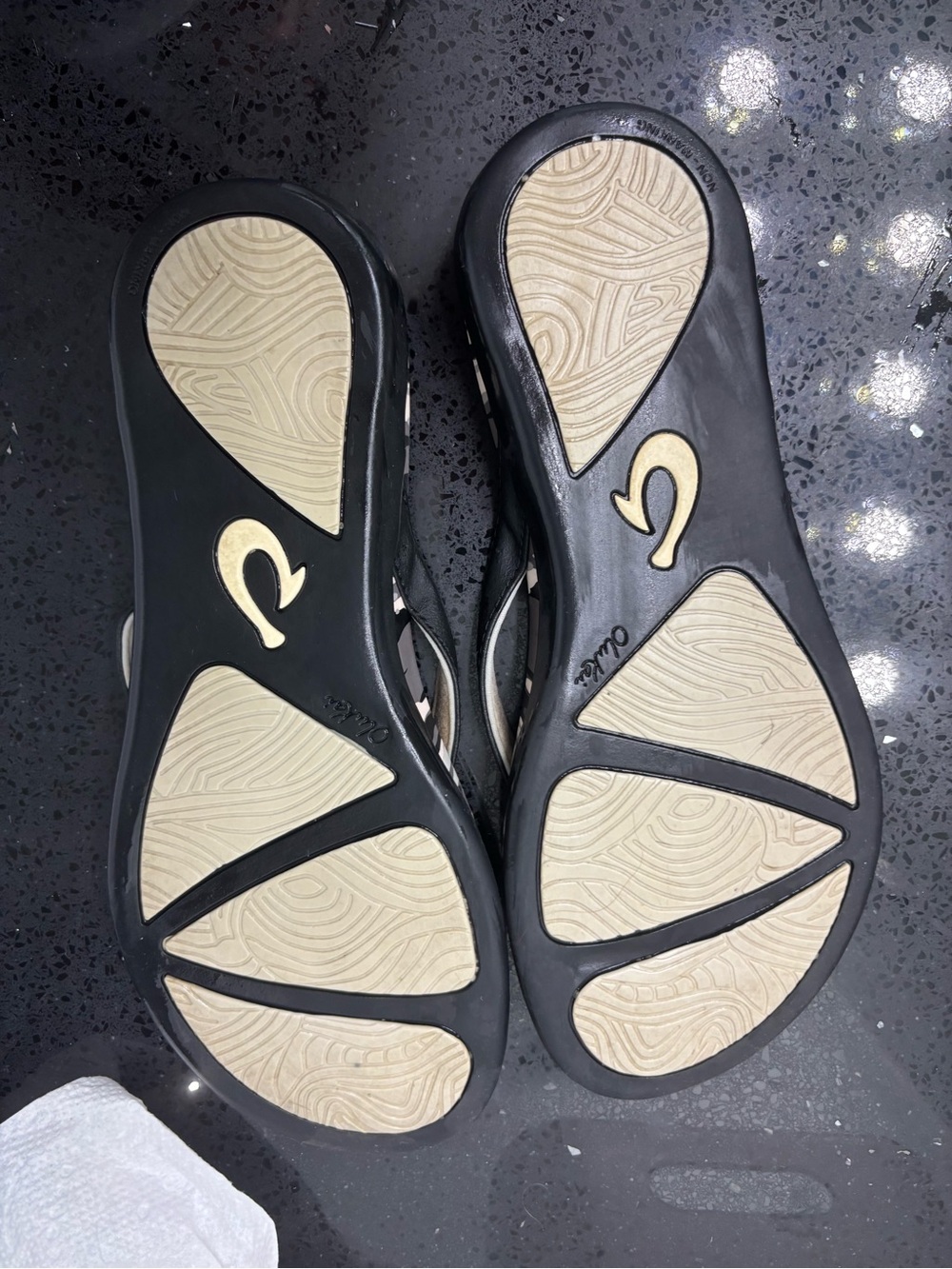 Camo Print flip flops - Black & Gray & Cream & pink - Picture 2 of 3
